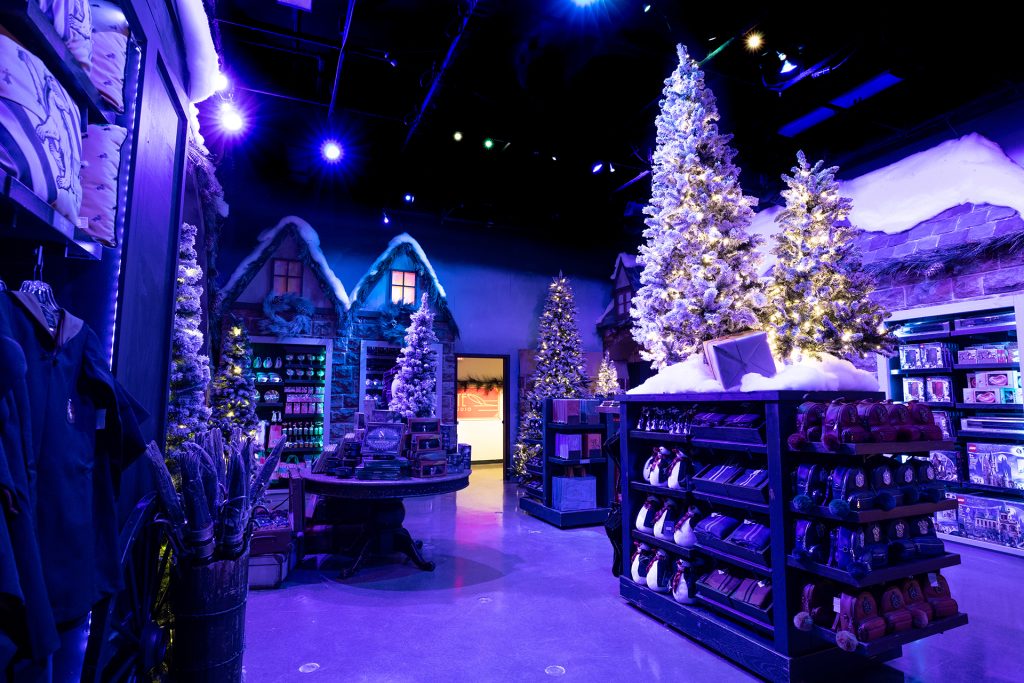 UOR Holidays 2022 Tribute Store Room 01