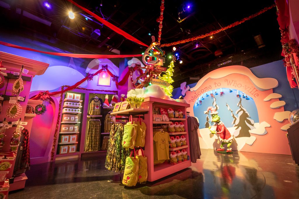 UOR Holidays 2022 Tribute Store Room 02