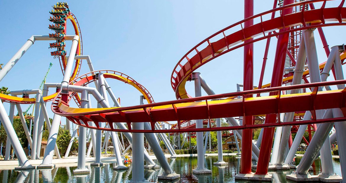 Knott’s Berry Farm to Hire 2,500 Seasonal Associates in 2023 Horror Night Nightmares